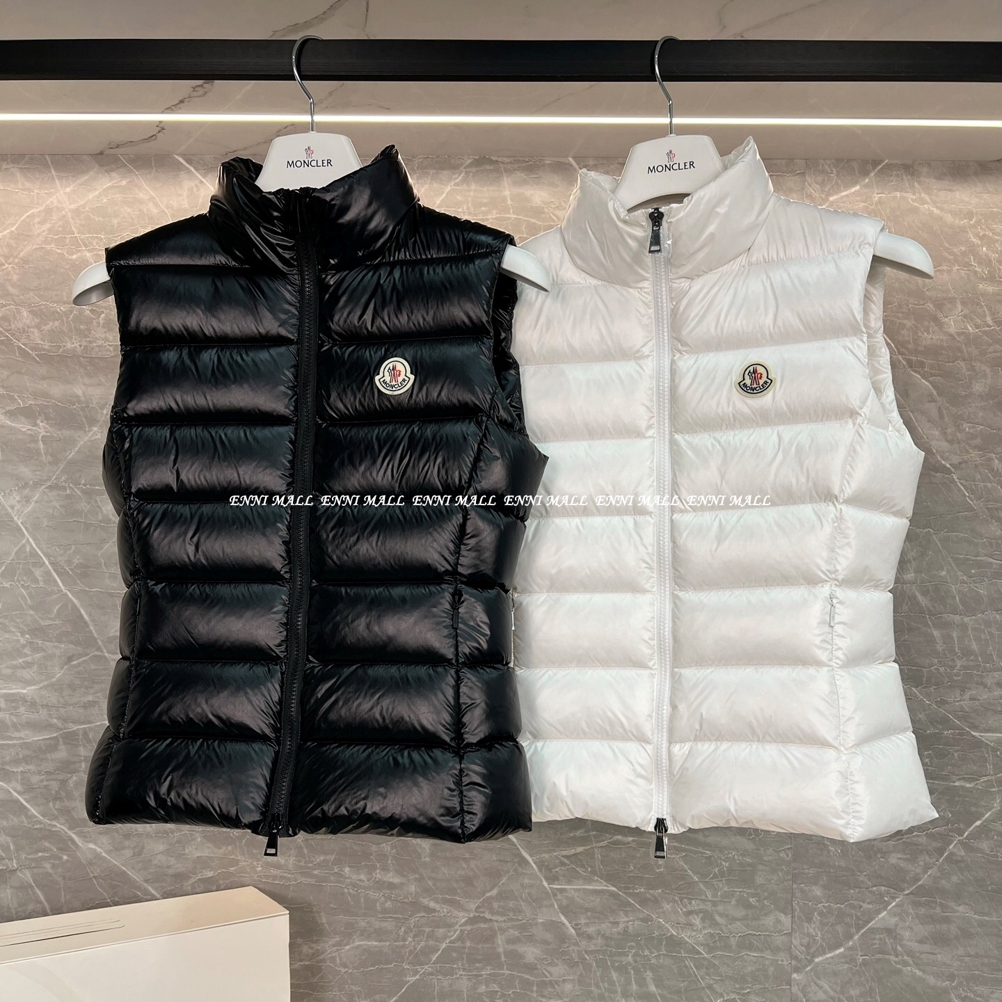 몽클레어 패딩조끼 (여)