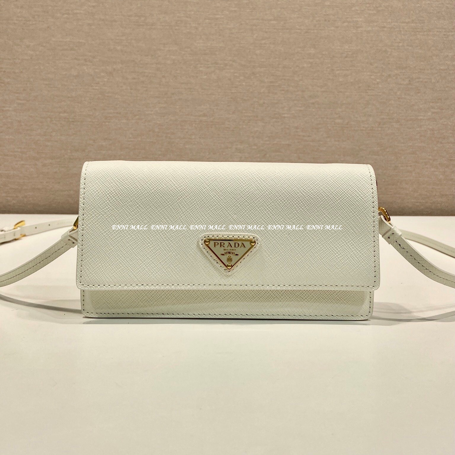 프라다 가죽 숄더백