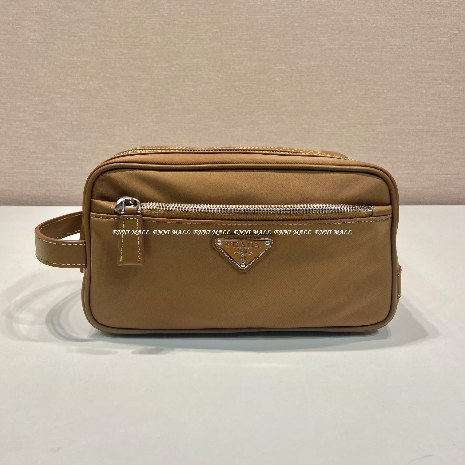 프라다 파우치 (22cm)