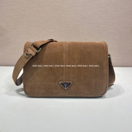 프라다 메신저백 (30cm)