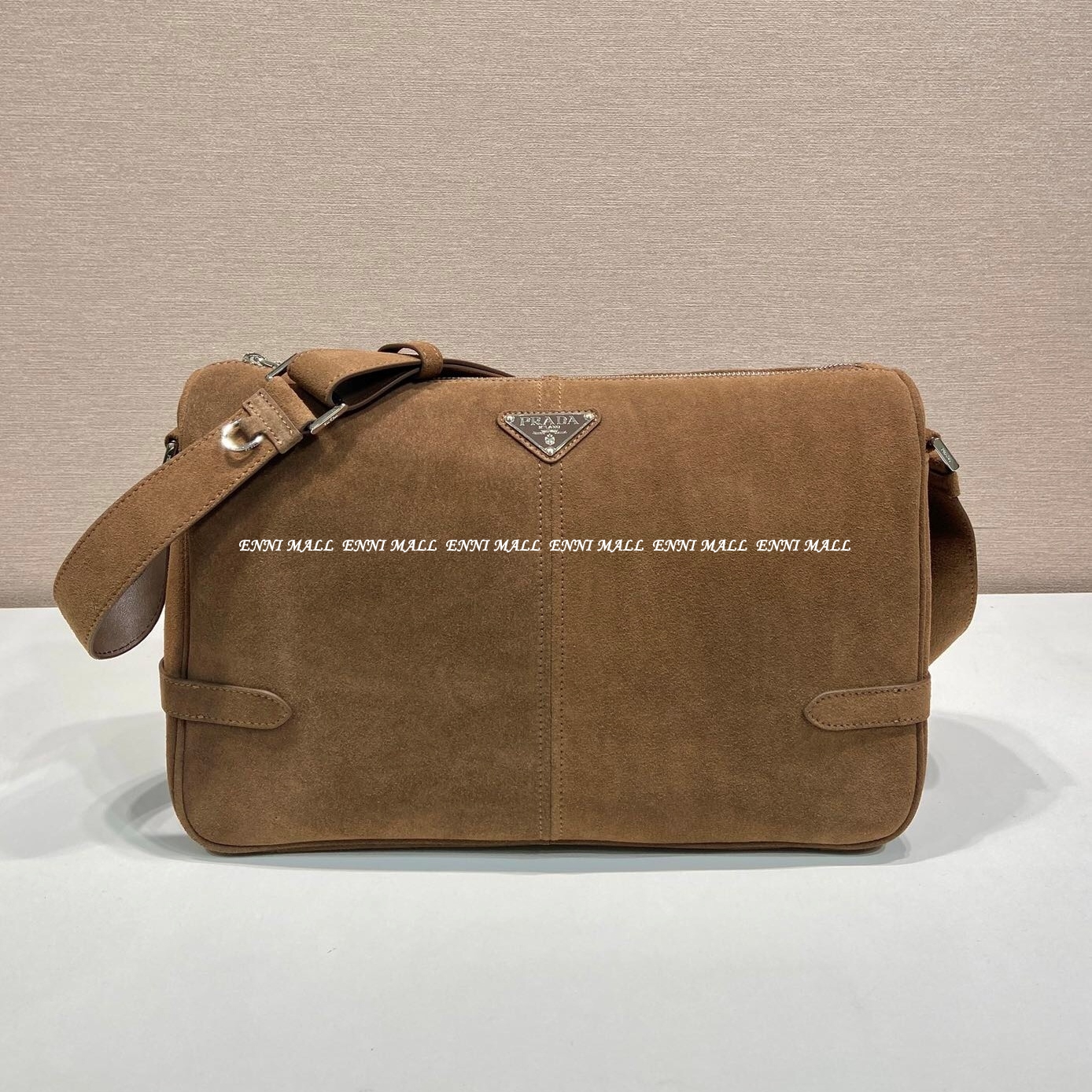 프라다 메신저백 (35cm)