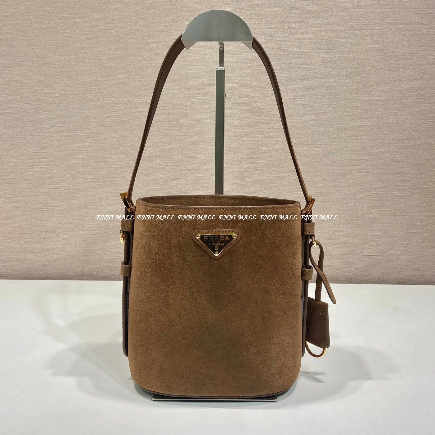 프라다 버킷백 (17cm)