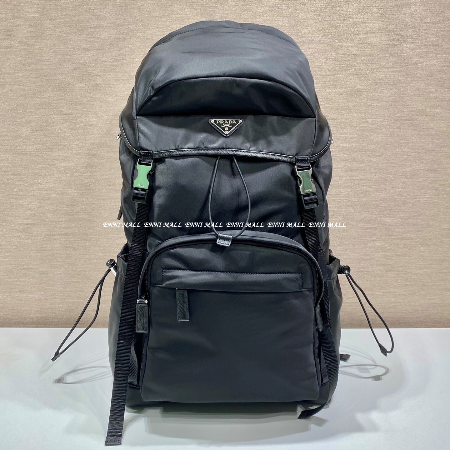 프라다 백팩 (32cm)