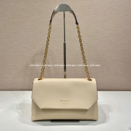 프라다체인백 (29cm)