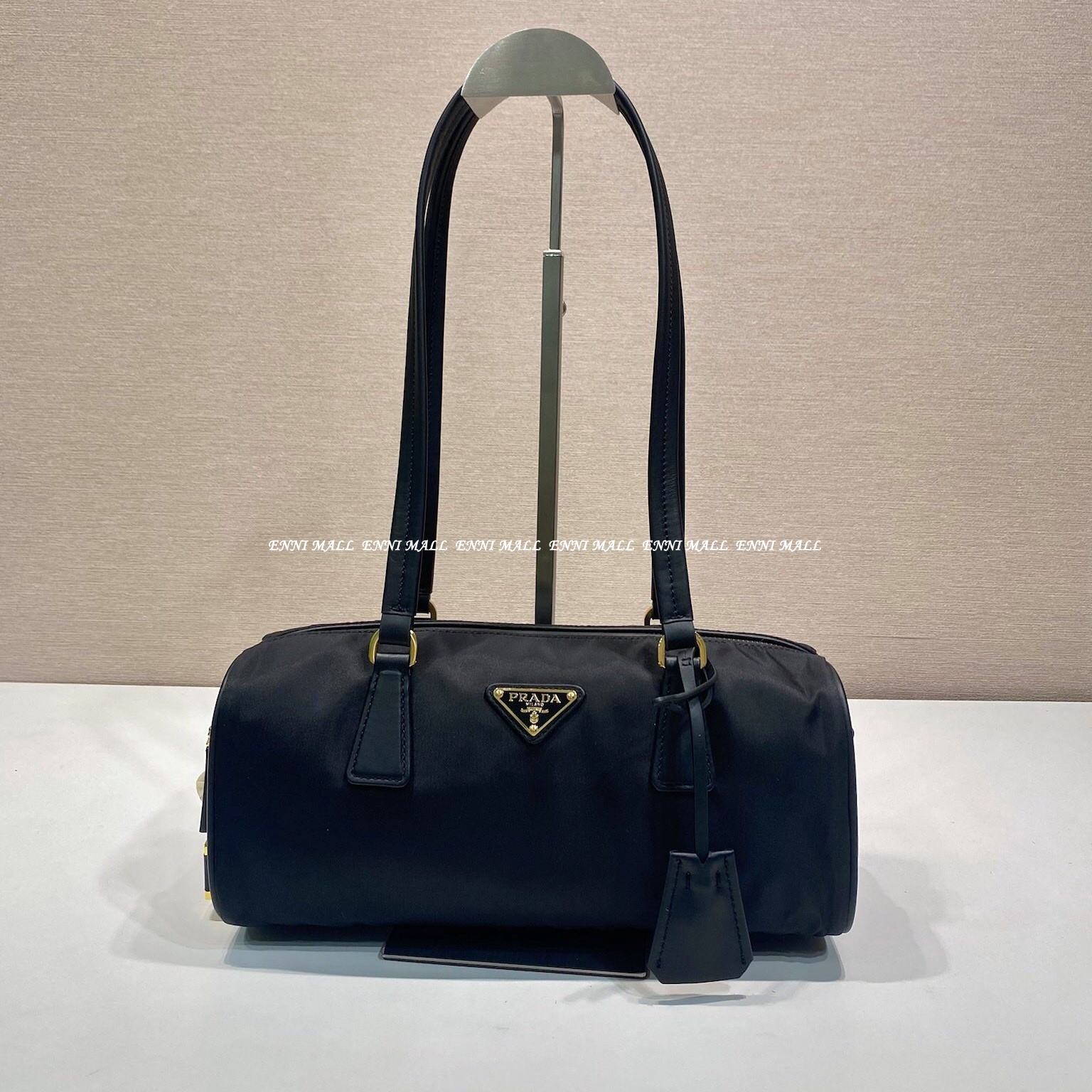 프라다 숄더백 (29cm)