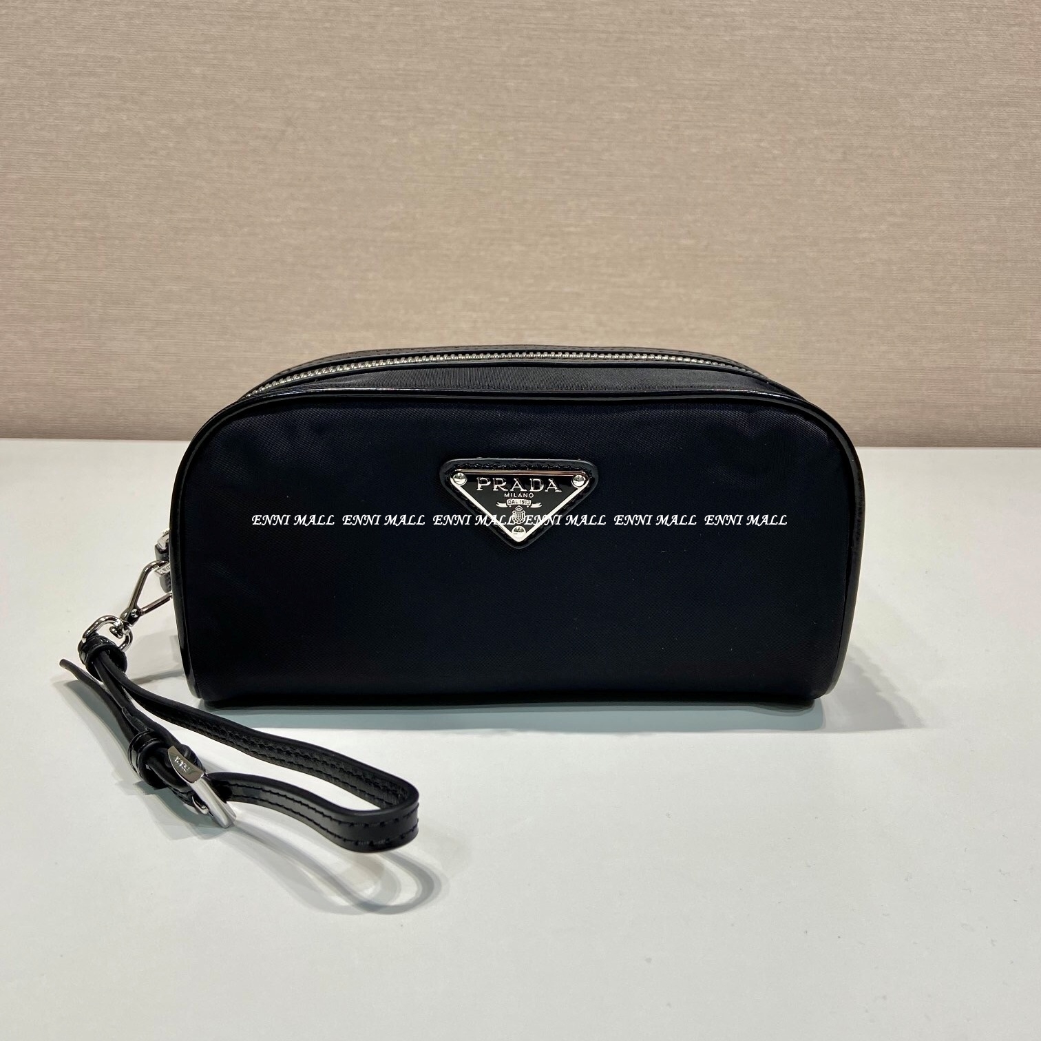 프라다 파우치 (19cm)
