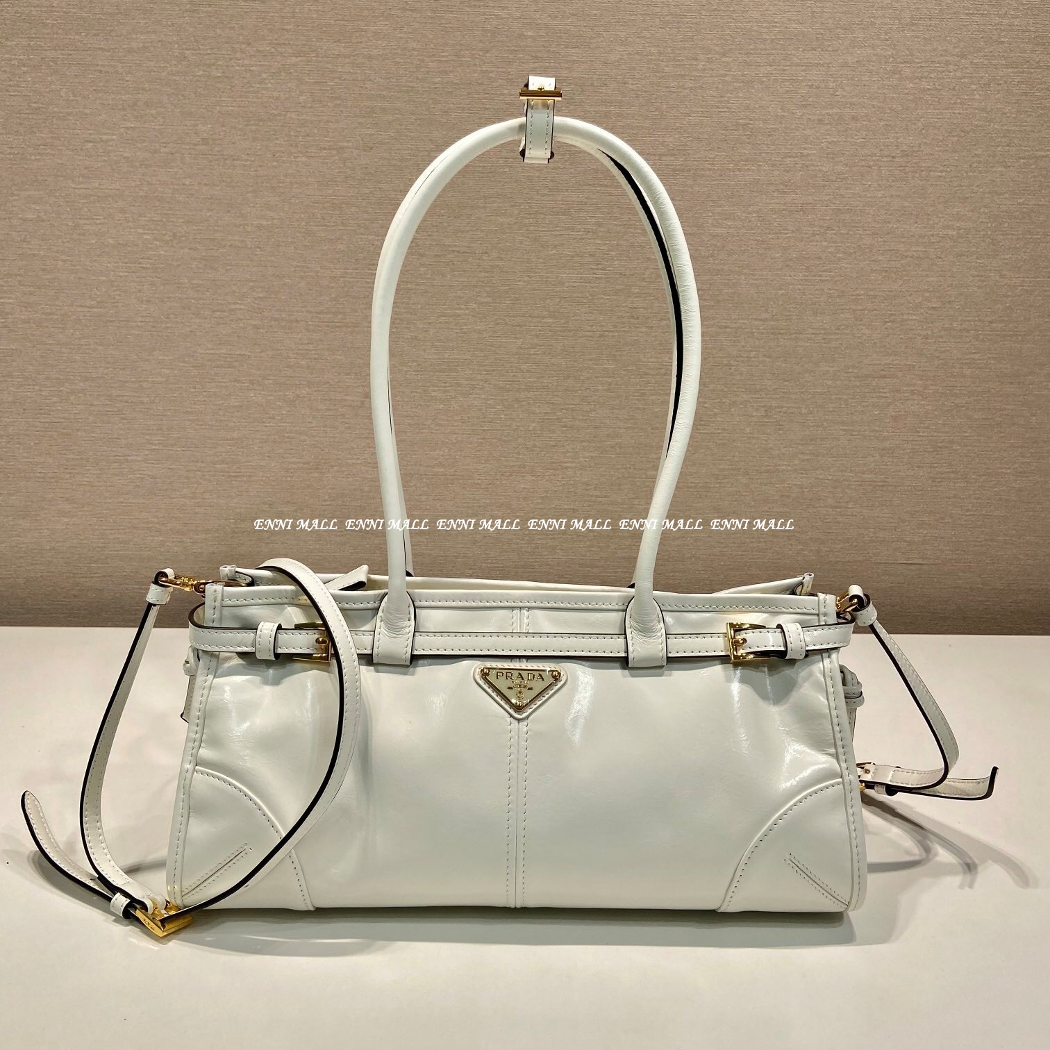 프라다 숄더백 (32cm)