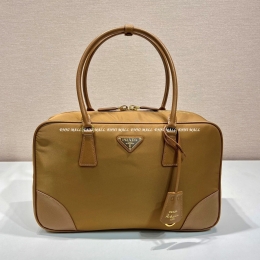 프라다 핸드백 (30cm)