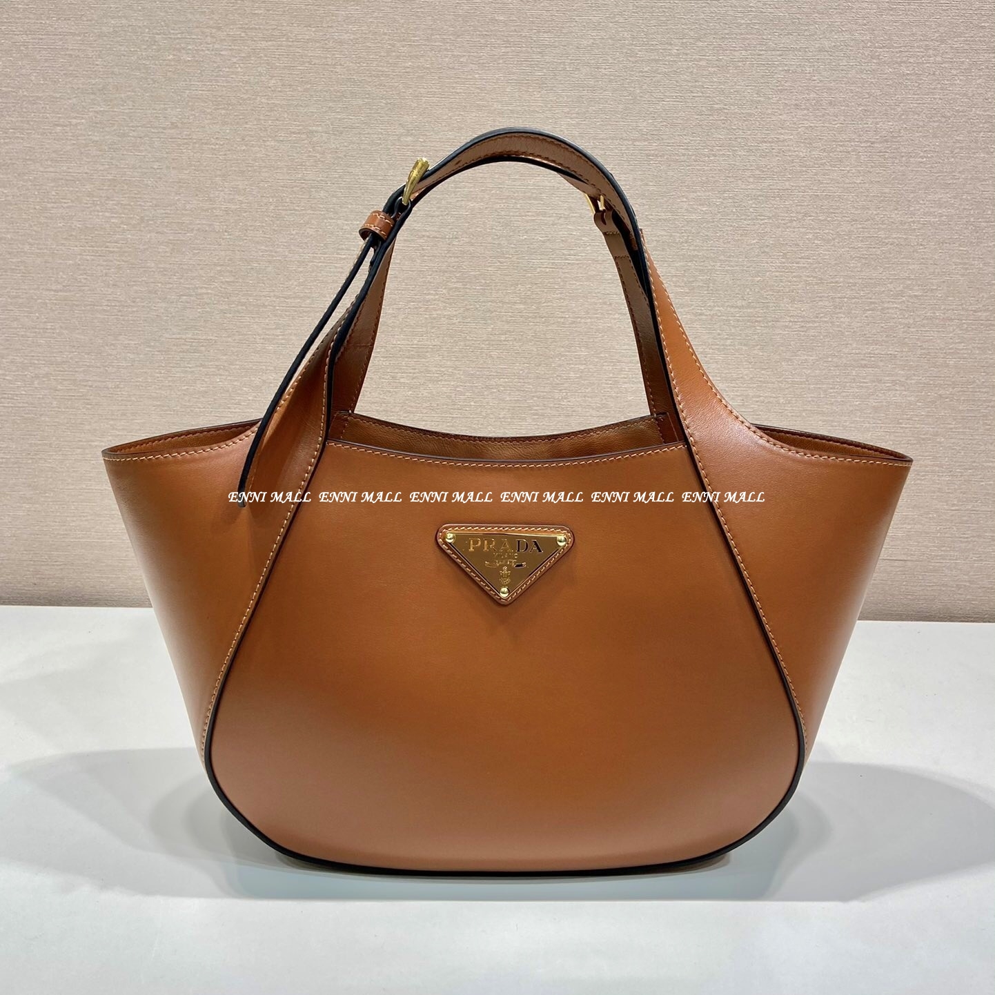 프라다 토트백 (28cm)