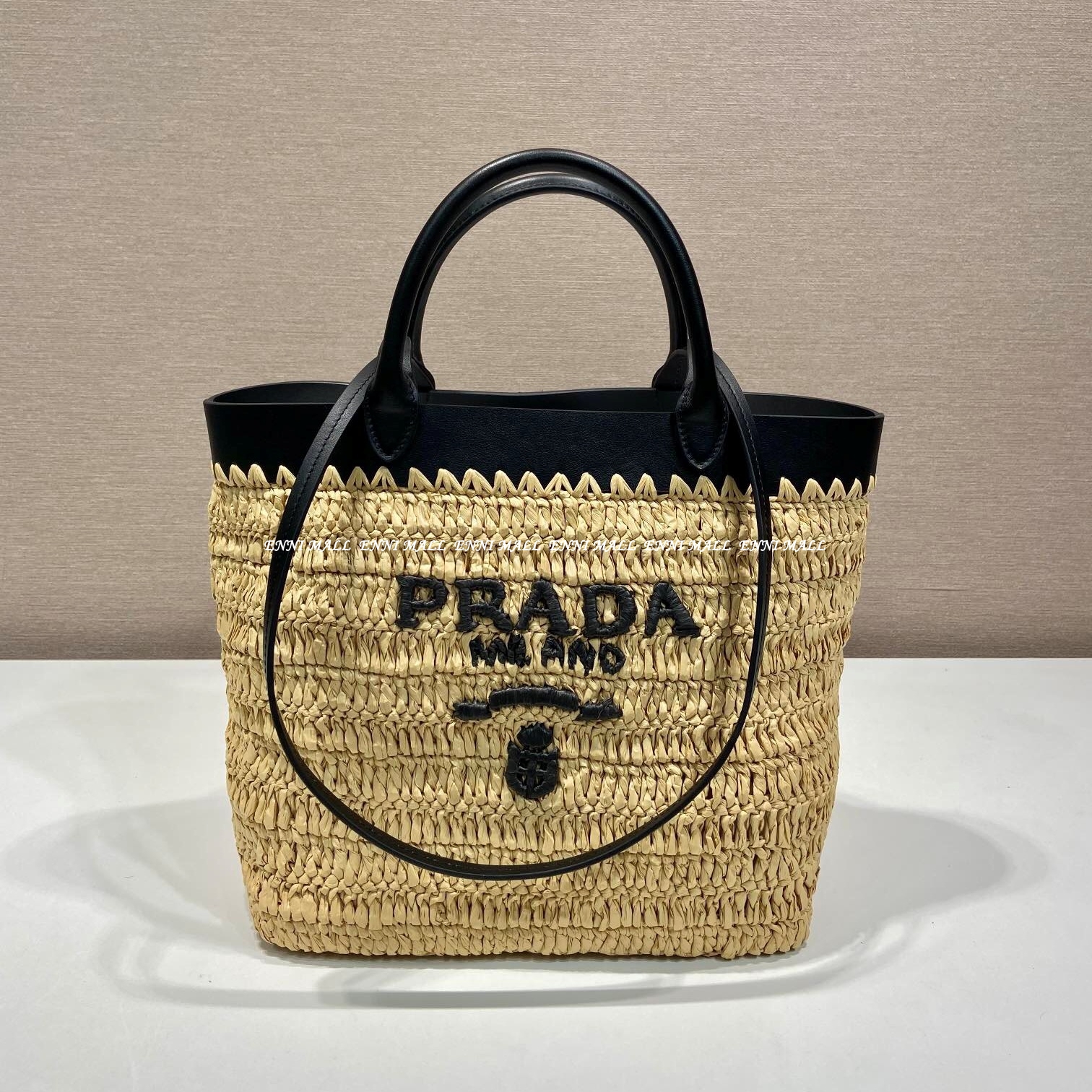 프라다 핸드백 (26cm)