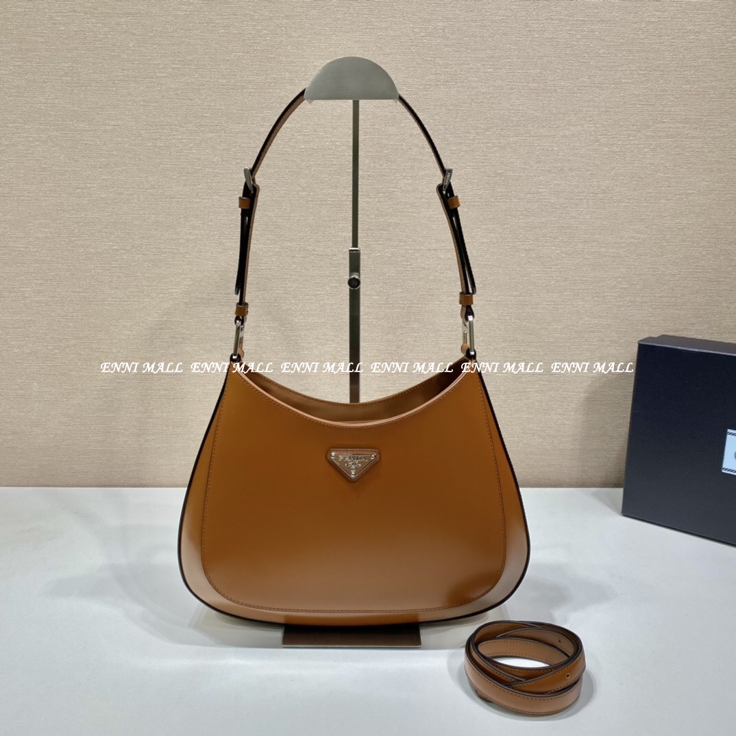 프라다 레더 호보백 (30cm)