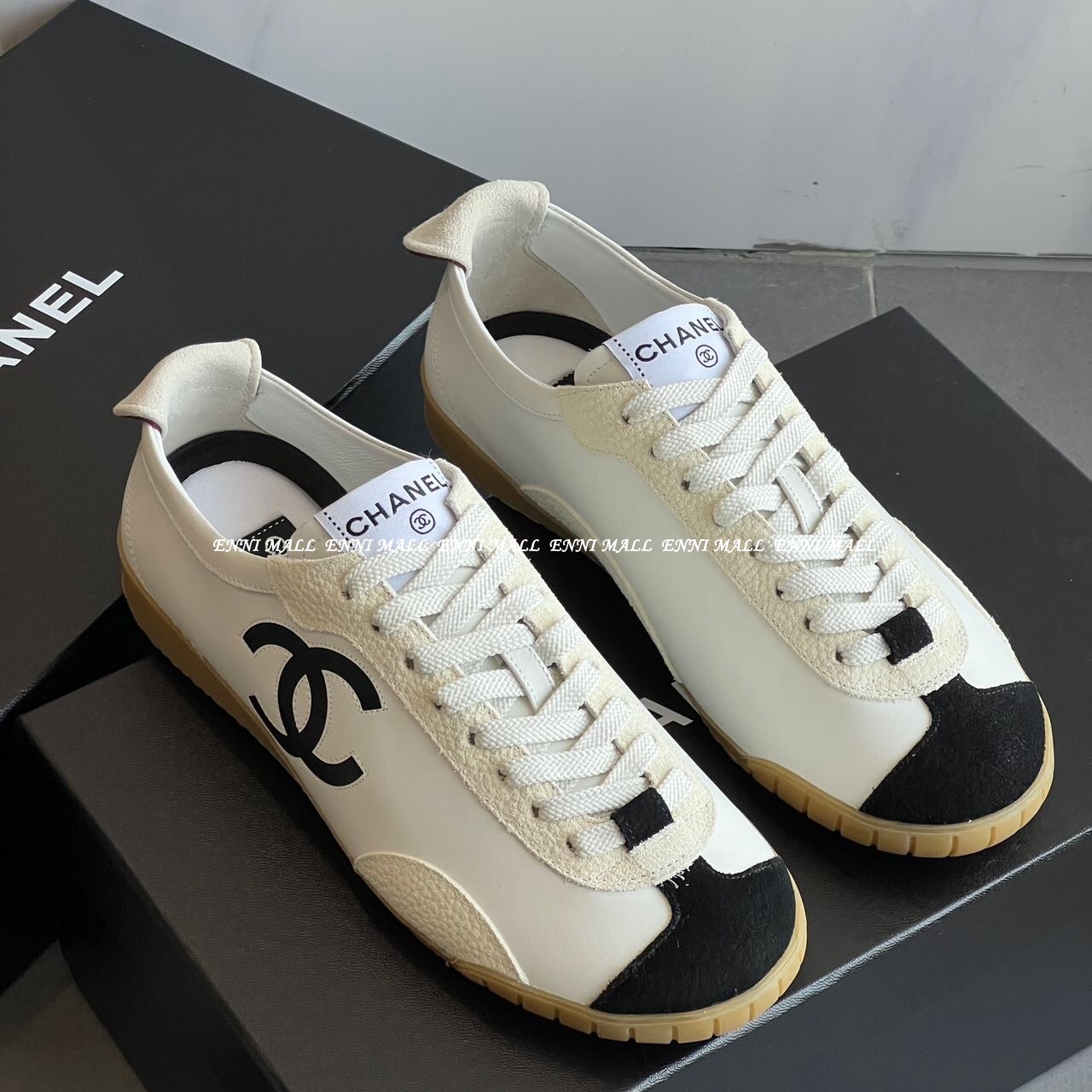 샤넬 스니커즈