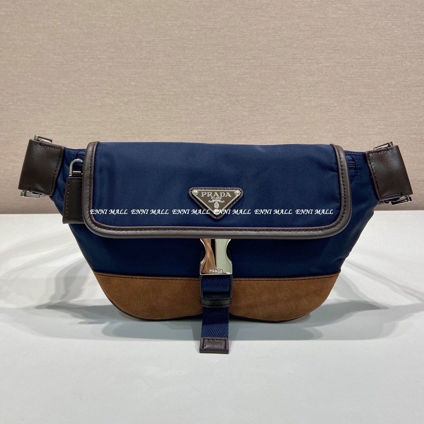 프라다 범백 (18cm)