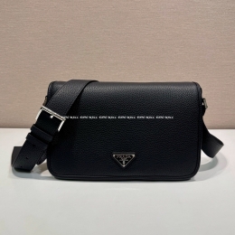 프라다 메신저백 (30cm)
