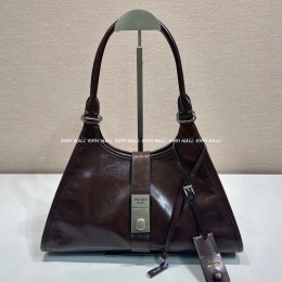 프라다 숄더백 (30.5cm)