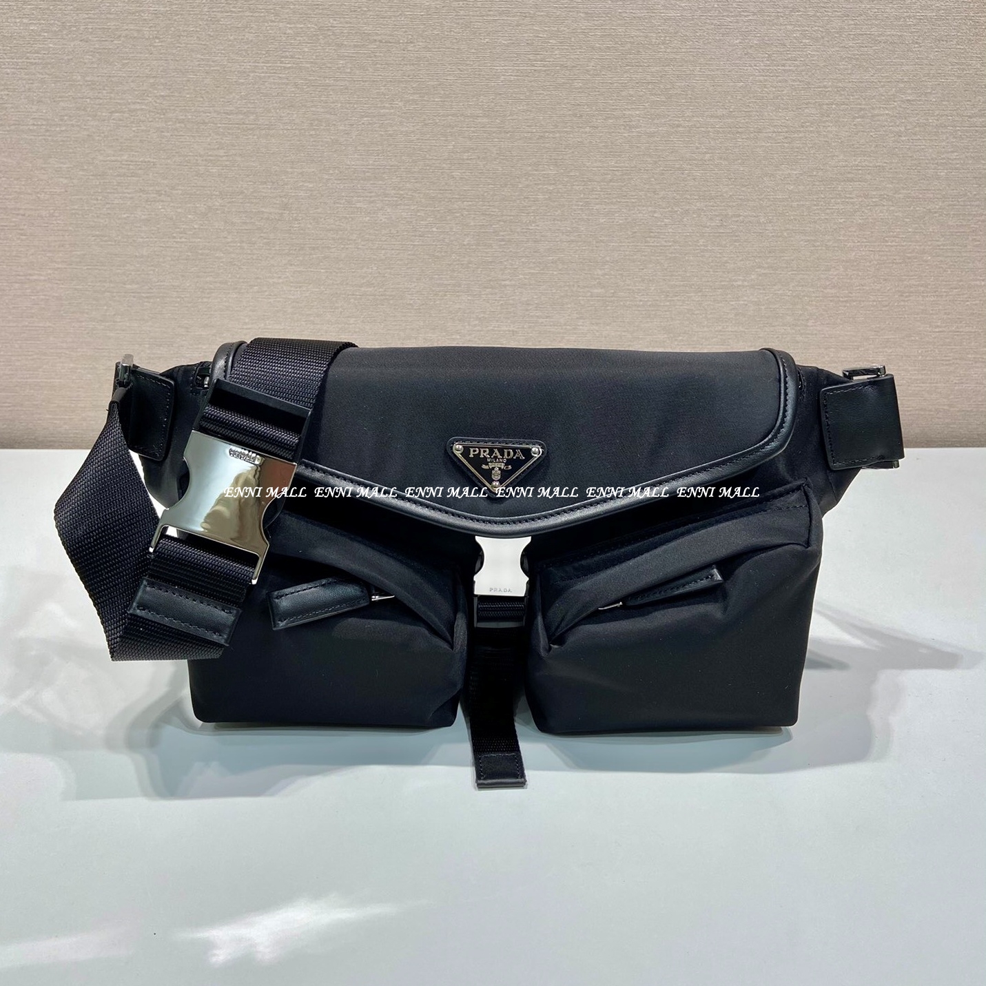 프라다 범백 (24cm)