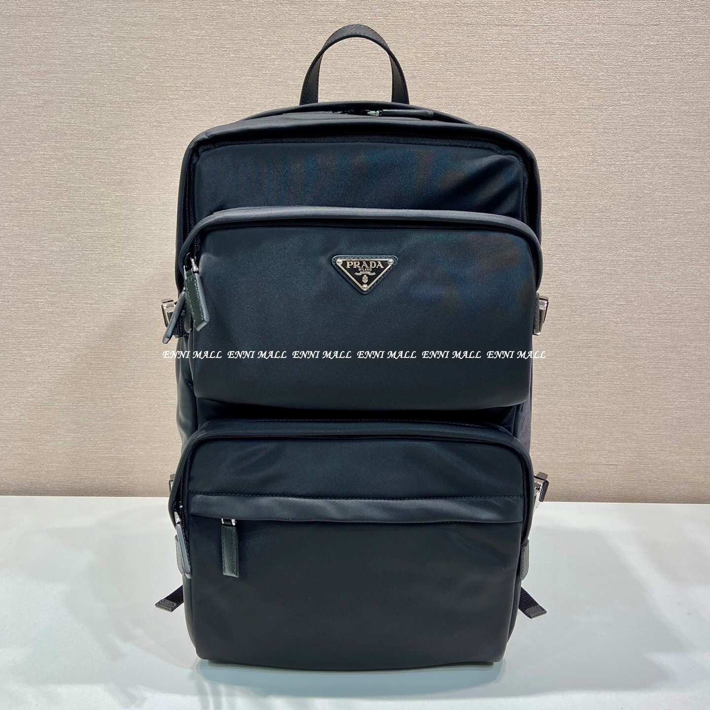 프라다 백팩 (25.5cm)