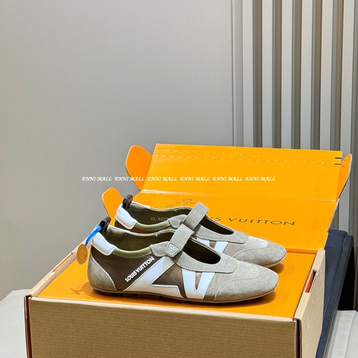 루이비통 스니커즈