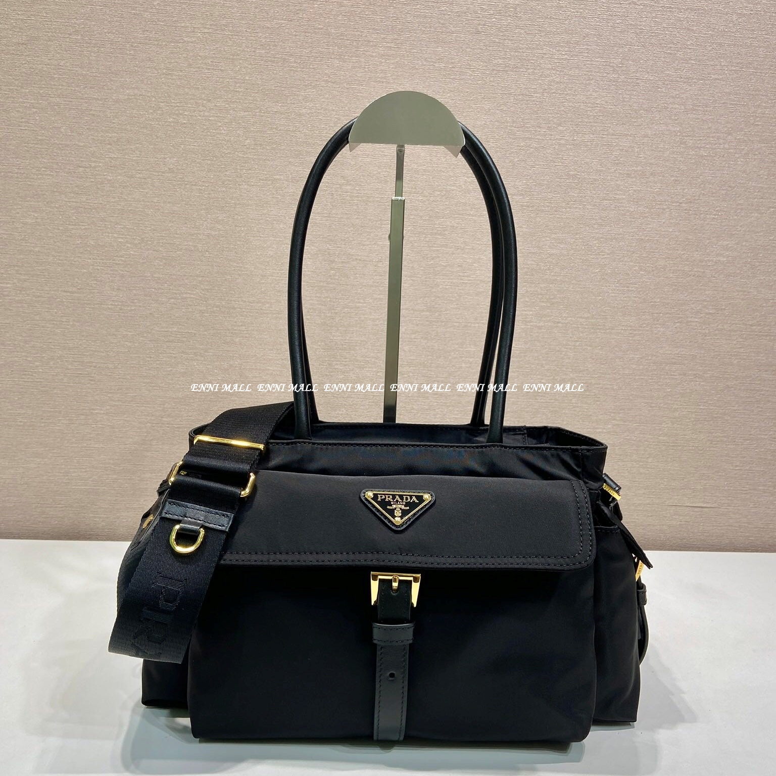 프라다 숄더백 (31cm)