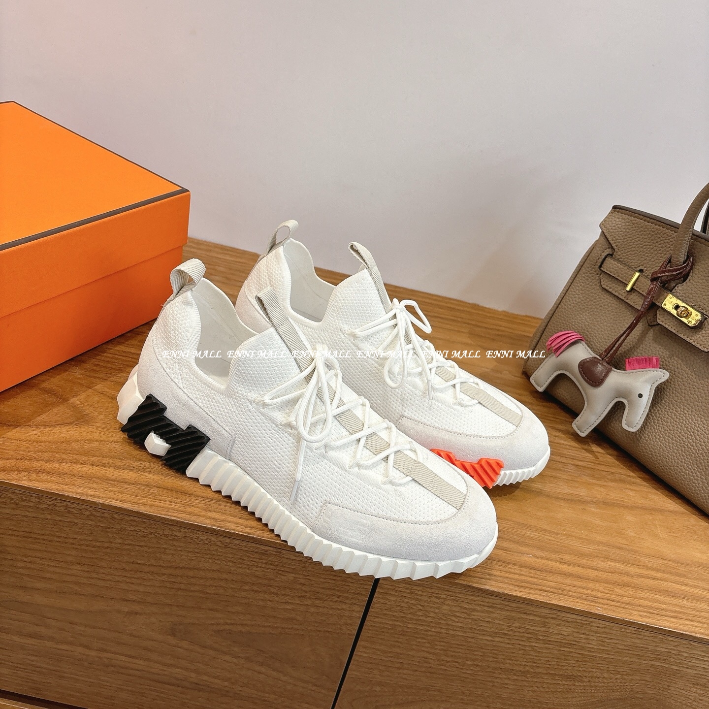 에르메스 스니커즈