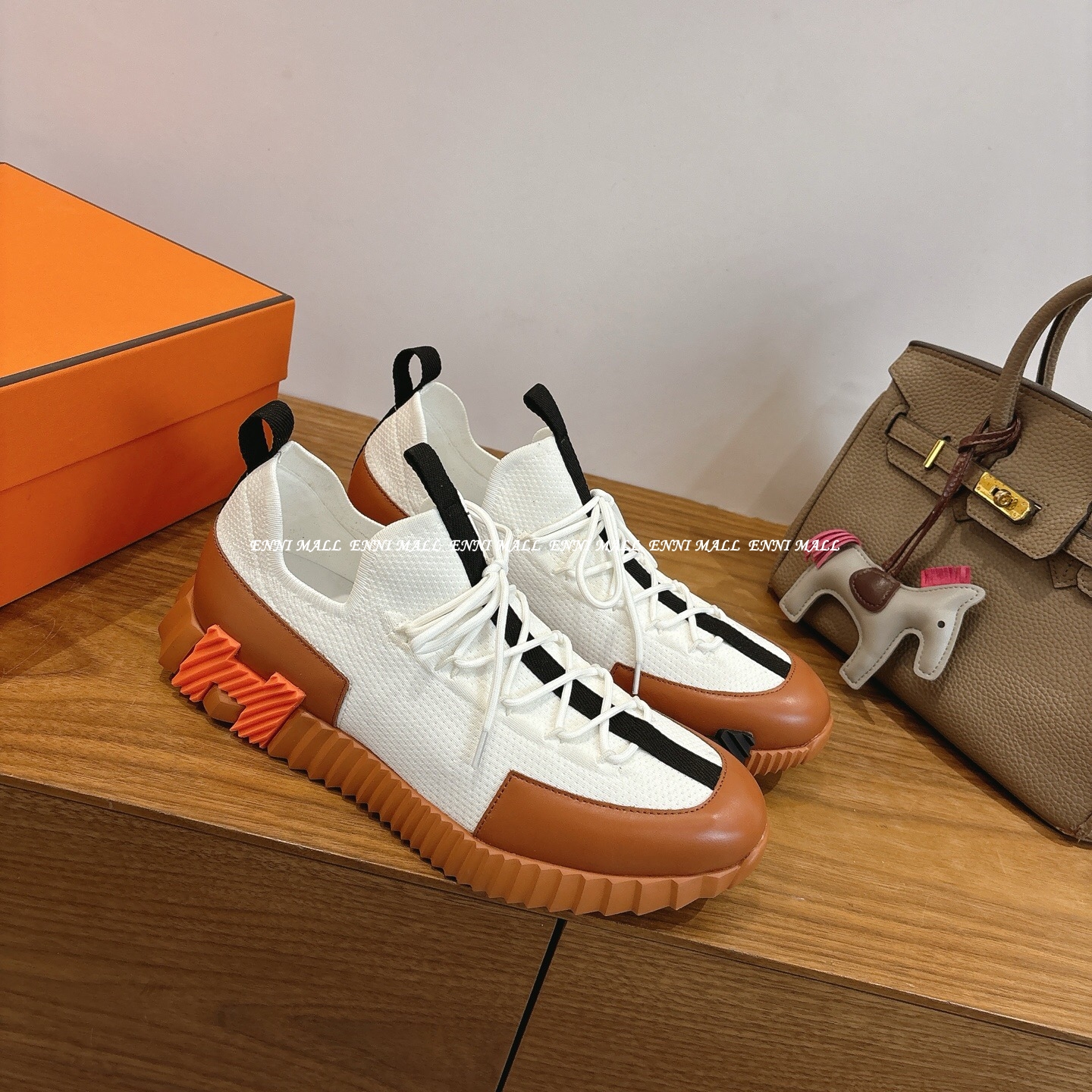 에르메스 스니커즈