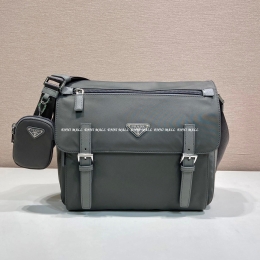 프라다 메신저백 (27cm)