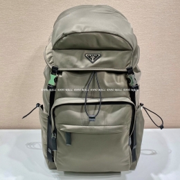 프라다 백팩 (32cm)