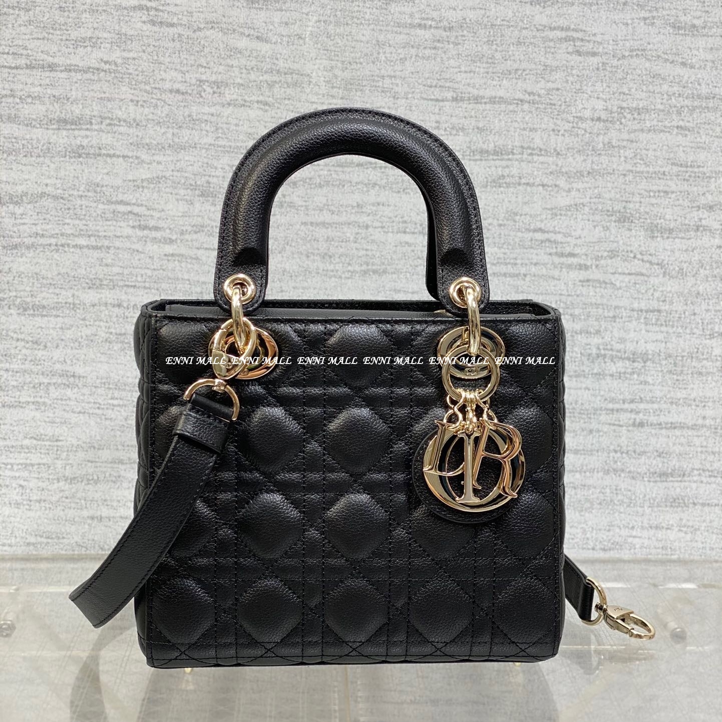 디올 레이디백 (20cm)