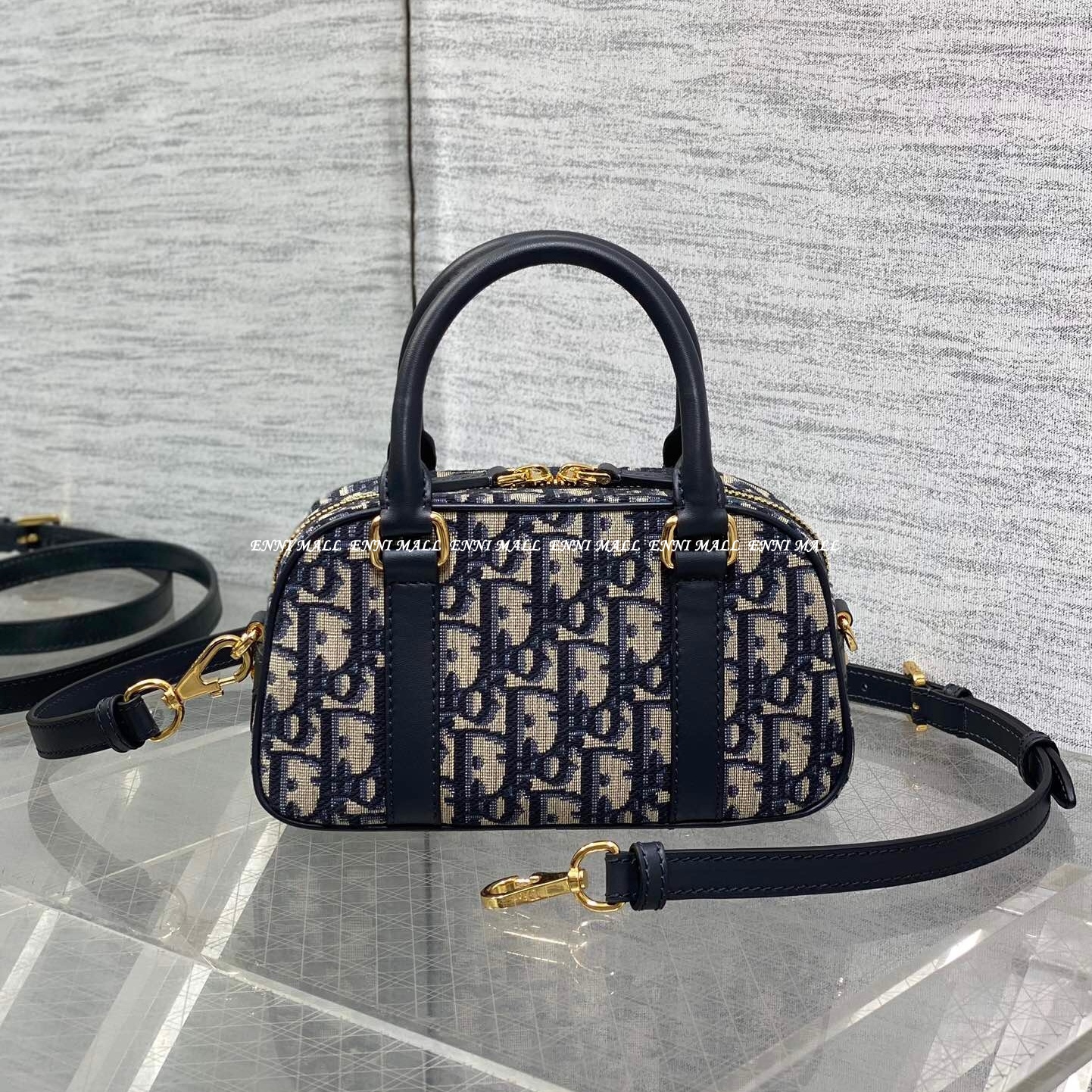 디올 볼링백 (20.5cm)