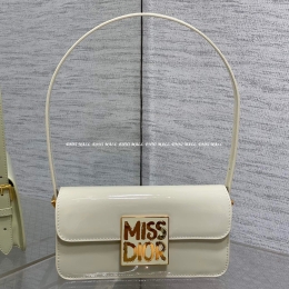 미스 디올 플랩백 (18cm)