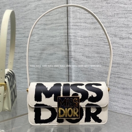 미스 디올 플랩백 (22cm)