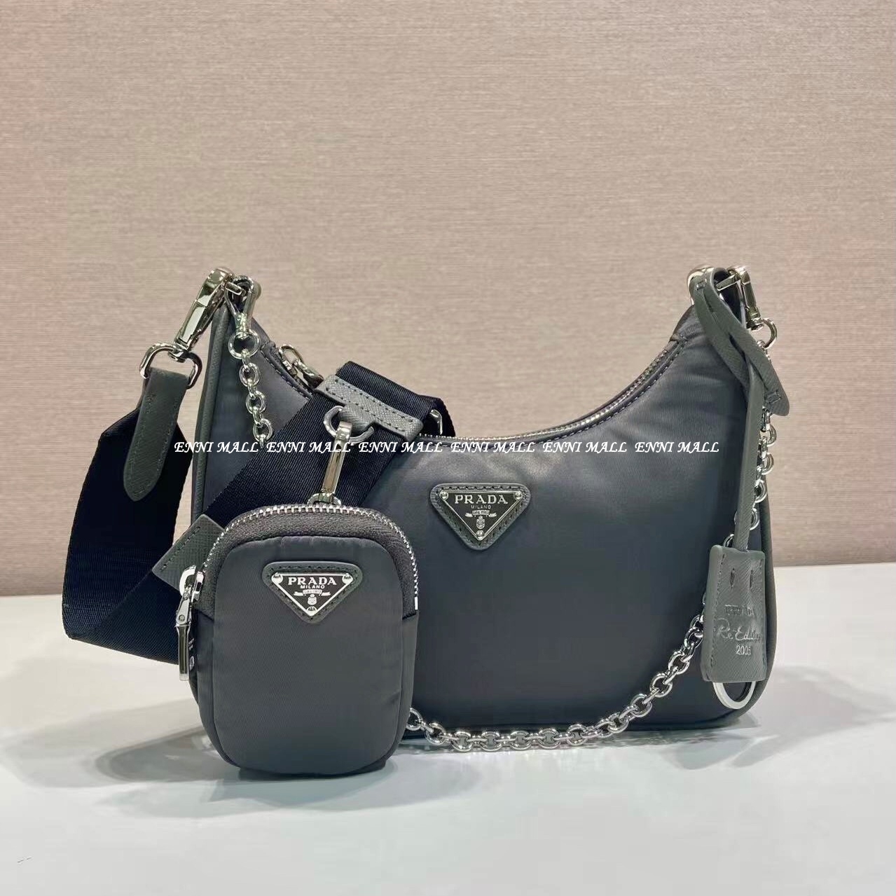 프라다 호보백 (22cm)