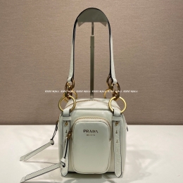 프라다 메신저백 (14cm)