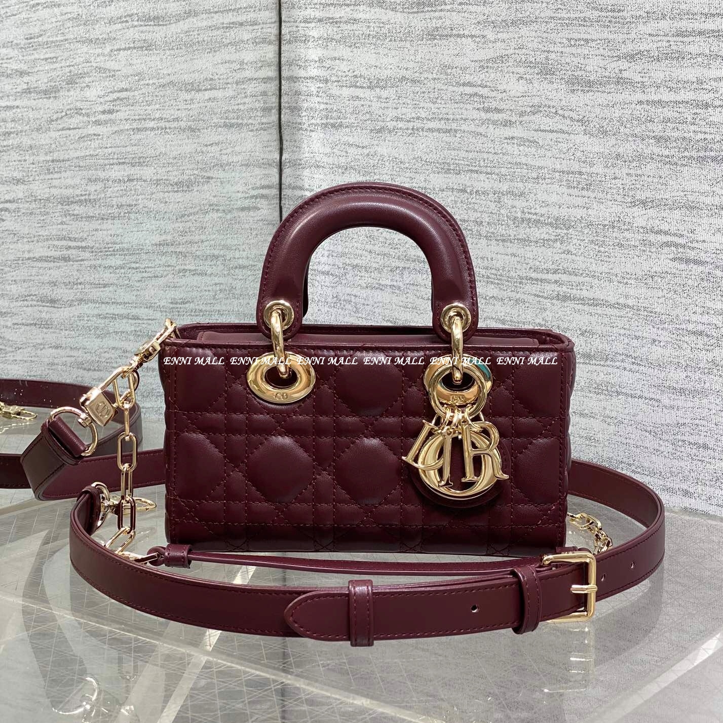 디올디조이백 (19cm)