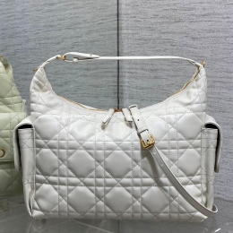 디올 디드림백 (33cm)