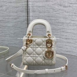 디올 레이디백 (12cm)