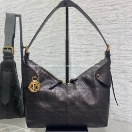 디올 보야주백 (28cm)